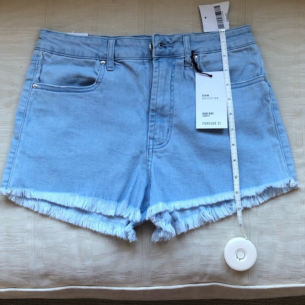 High Rise Jean Shorts size 28 - Picture 5 of 8